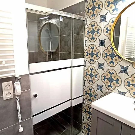 Nepszinhaz Apartment