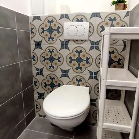 Apartment Nepszinhaz Budapest